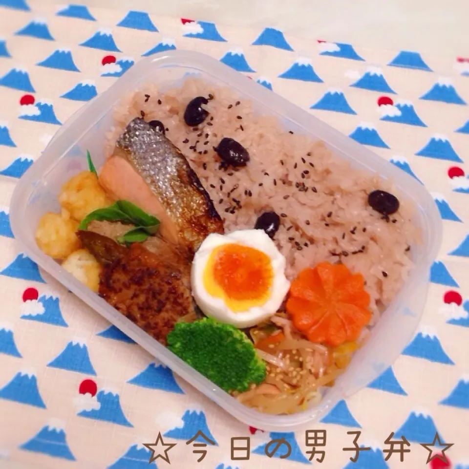 Snapdishの料理写真:高校生男子お赤飯風弁☆|りこもとさん