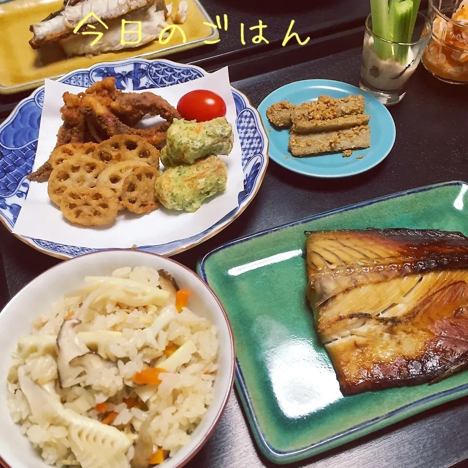 Snapdishの料理写真:鰆の味噌漬け、炊き込みごはん|Tomokoさん