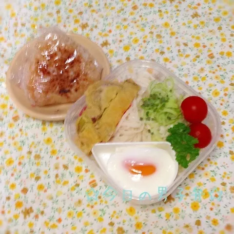 Snapdishの料理写真:ぶっかけうどん弁当&焼きおにぎり|りこもとさん