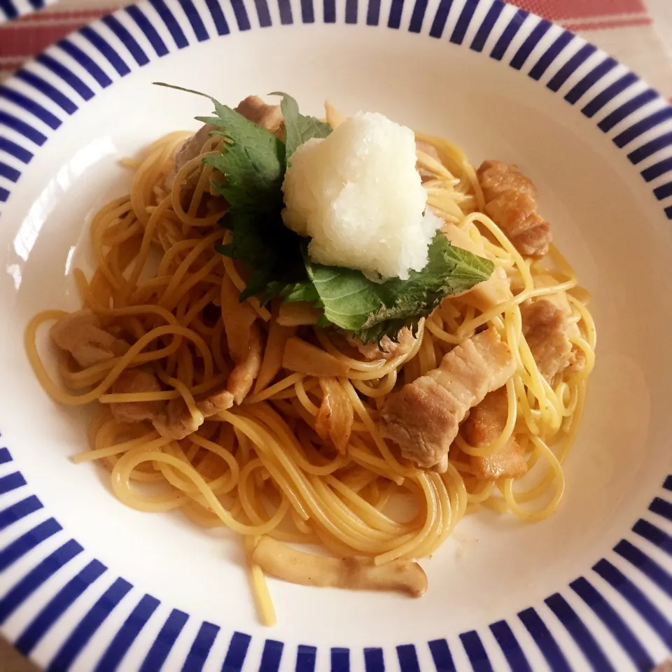 厚切り豚バラ肉で和風おろしパスタ♪|みおさん