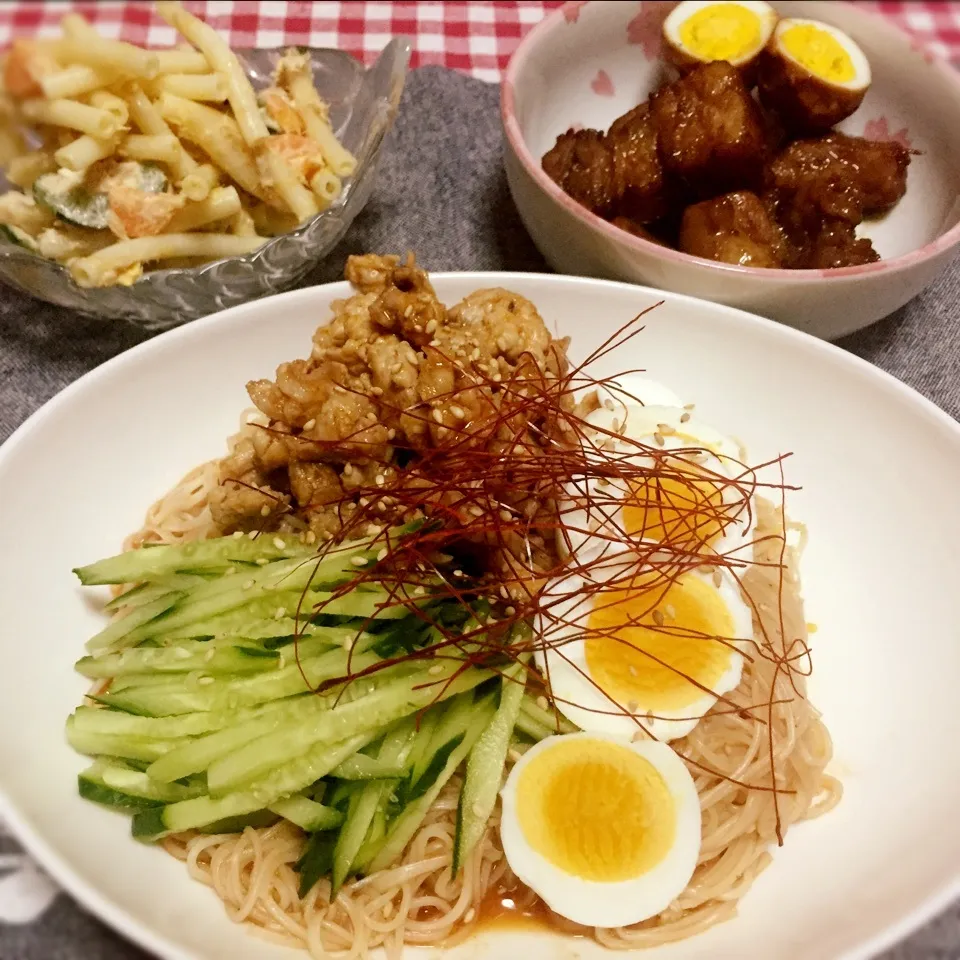 ビビン麺と豚の角煮♡|みおさん