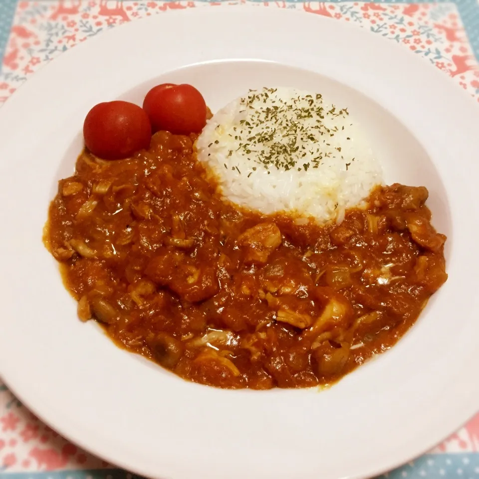 冷凍トマトで作るトマトチキンカレー|みおさん