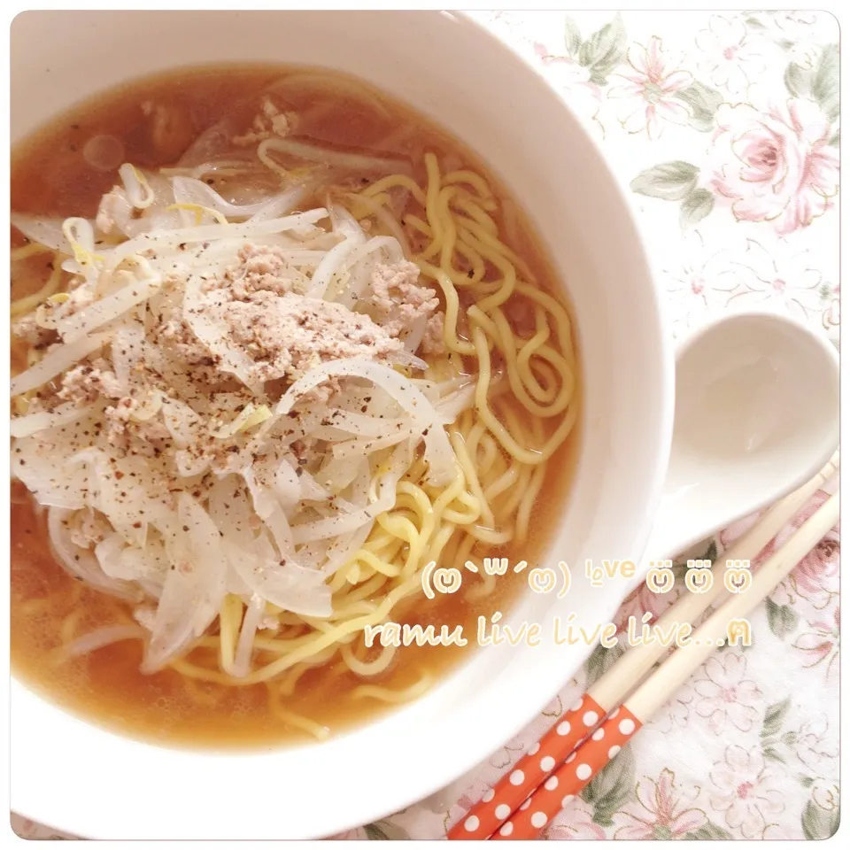 Snapdishの料理写真:もうラーメンのタレなんて 買わないよ 北海道 名物 ラーメン|ヒロさん