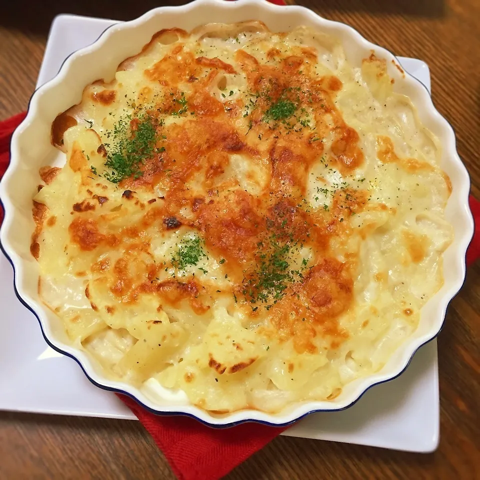 フランスの家庭料理　～　田舎風ポテトグラタン|かずぴょんさん