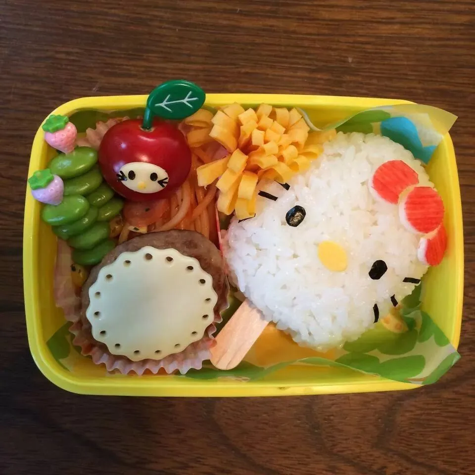 キティーちゃんアイスキャンデー風お弁当|よしこ虫さん