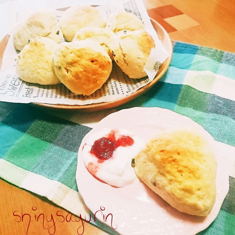 今日のおやつ♡オレンジクランベリースコーン❤|さゆりんさん