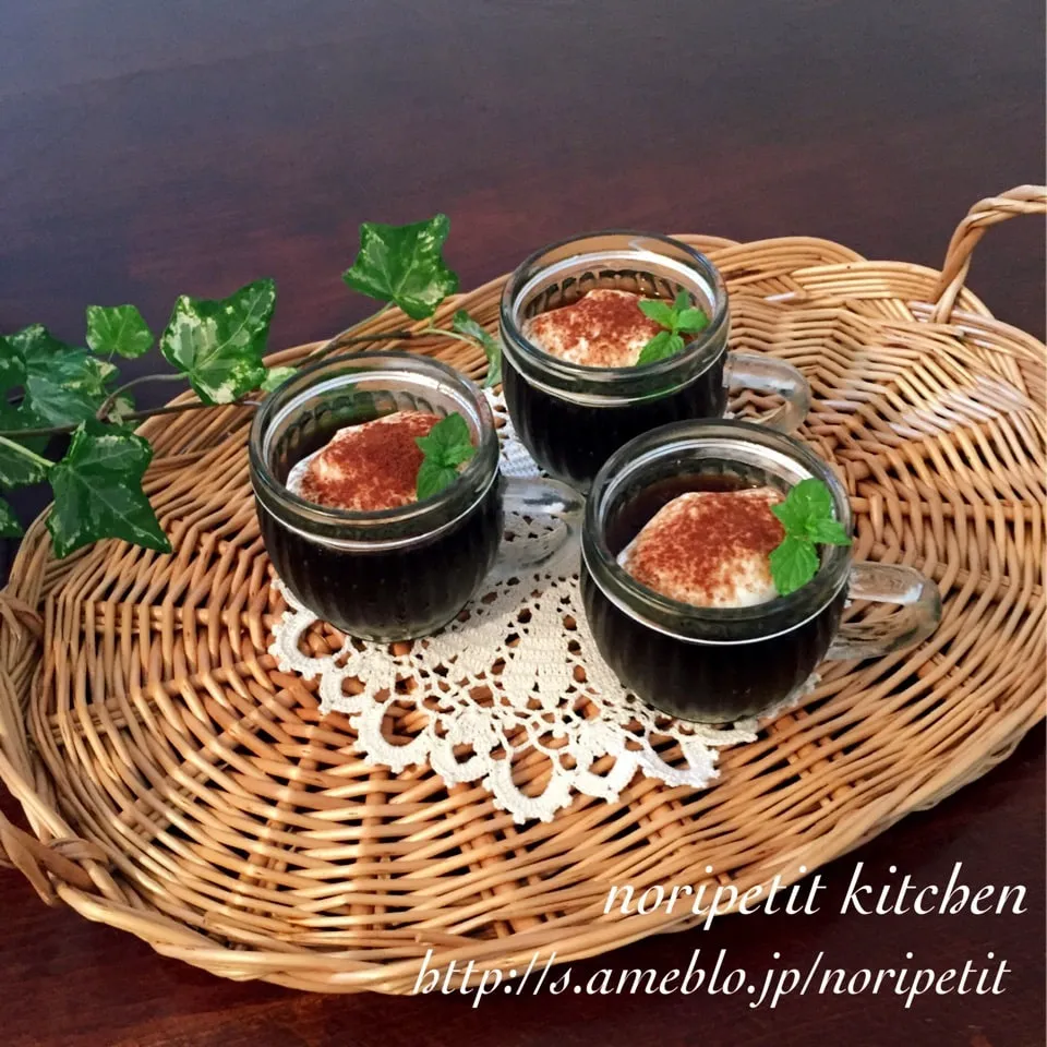 水切りヨーグルトクリームdeティラミス風コーヒーゼリー♡|noripetit(のりP)さん