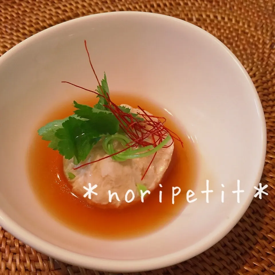 Snapdishの料理写真:レンチンde簡単♡お豆腐と鶏ひきの茶巾〜麺つゆあん♡|noripetit(のりP)さん