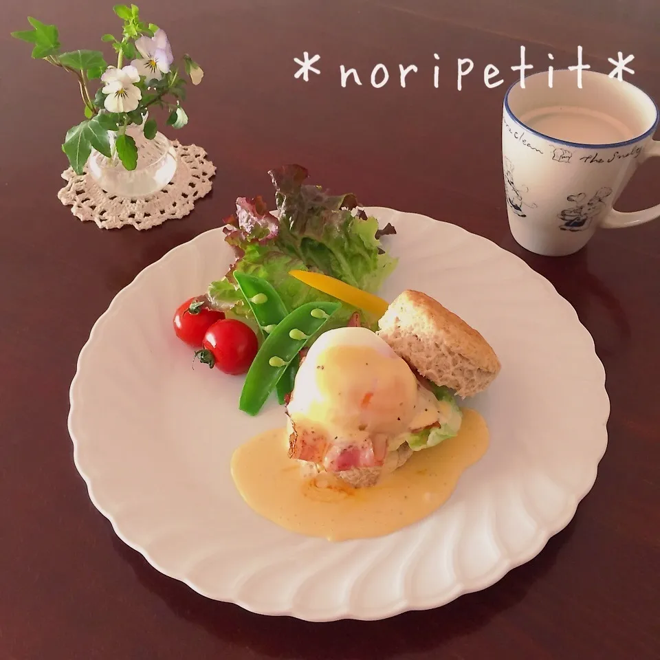 ワンボール♡簡単ホットビスケットdeエッグベネディクト♡|noripetit(のりP)さん