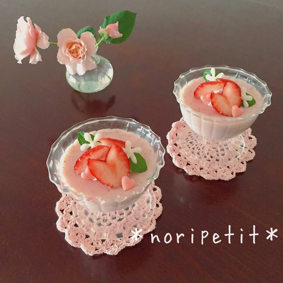 Snapdishの料理写真:火を使わず♪簡単ぷるぷる〜♡いちごミルクプリン♡|noripetit(のりP)さん