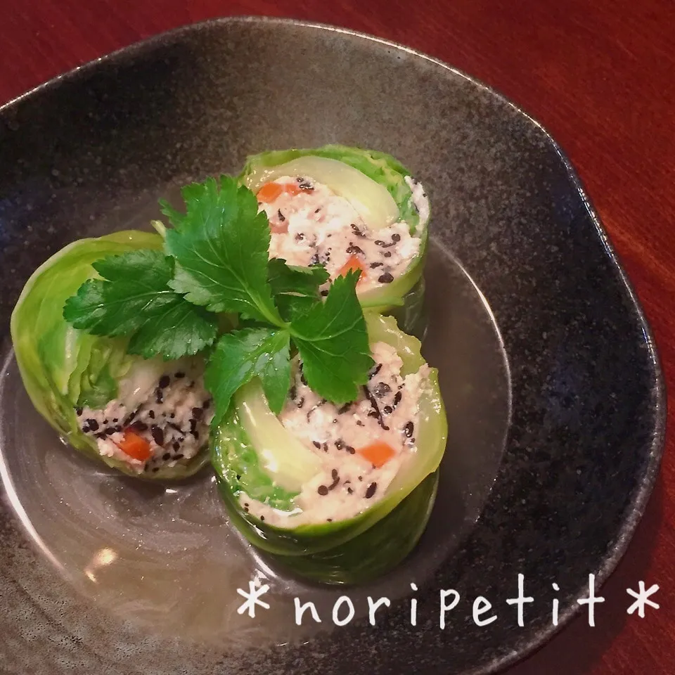 Snapdishの料理写真:ひじき煮リメイク♡お豆腐たっぷり〜ヘルシー和風ロールキャベツ|noripetit(のりP)さん