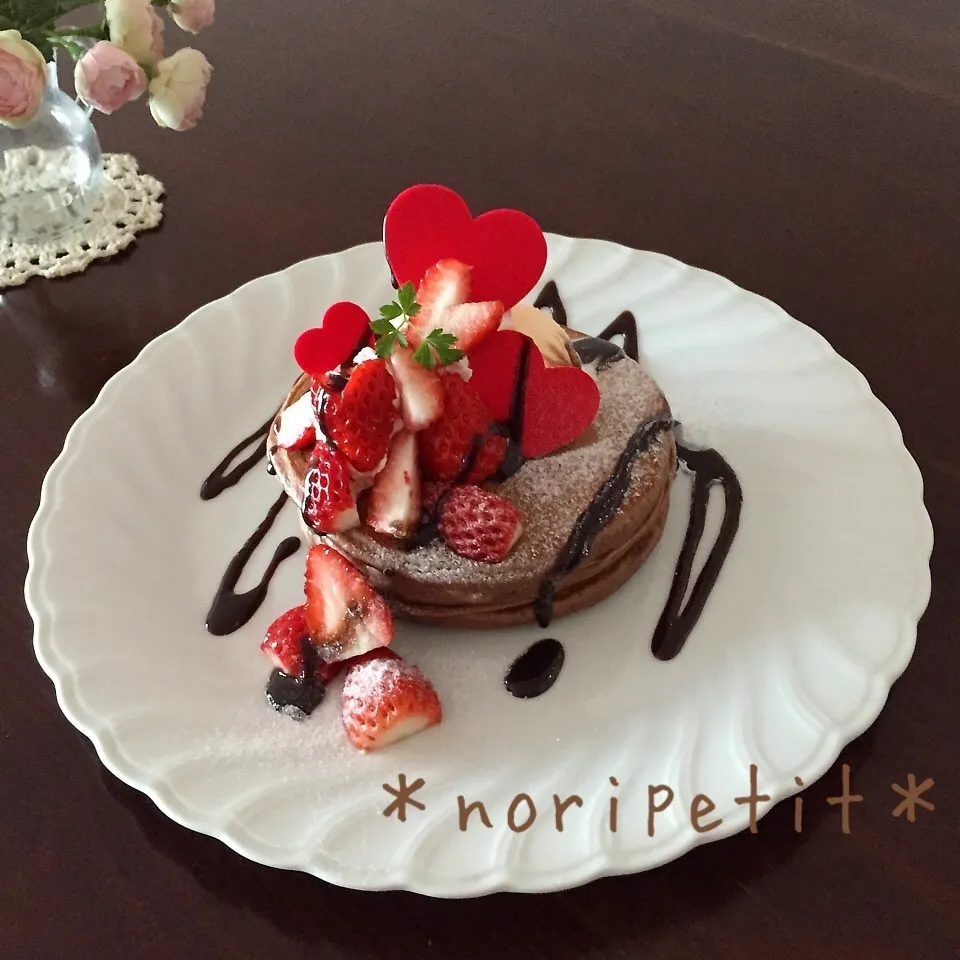 簡単ふわふわ♡チョコレートパンケーキ♡バレンタインver♡|noripetit(のりP)さん