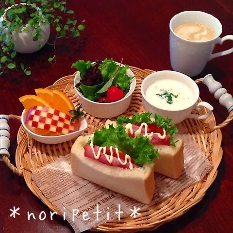 Snapdishの料理写真:ポケットサンドBLT de ワンプレートブランチ♡|noripetit(のりP)さん