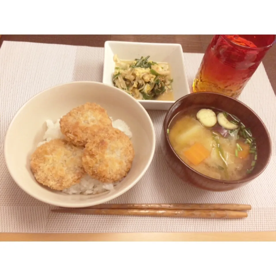 再現わらじカツ丼|うたままさん