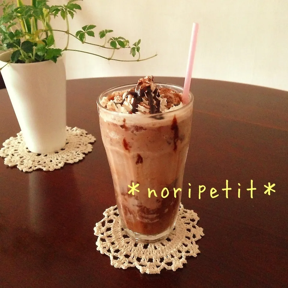 1分cafeスイーツdeココアジェリーフラペチーノ♡|noripetit(のりP)さん