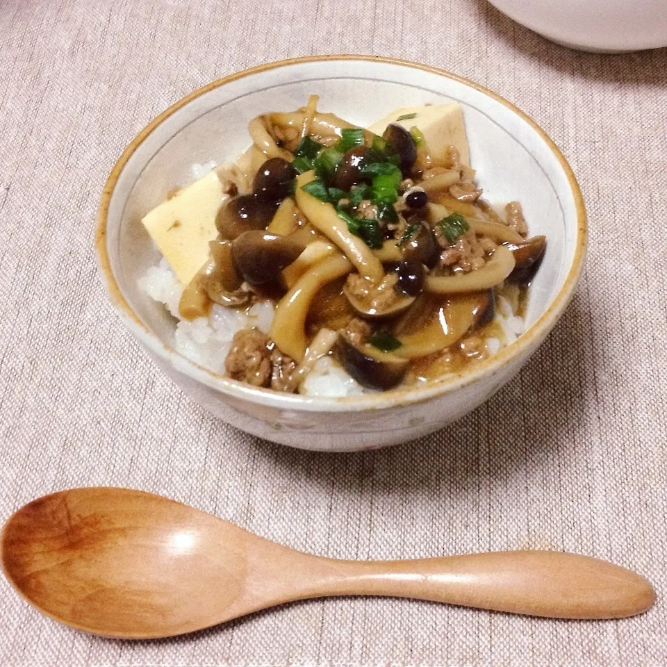 【まねっこ】辛くない♡和風麻婆豆腐丼♡|なーみさん