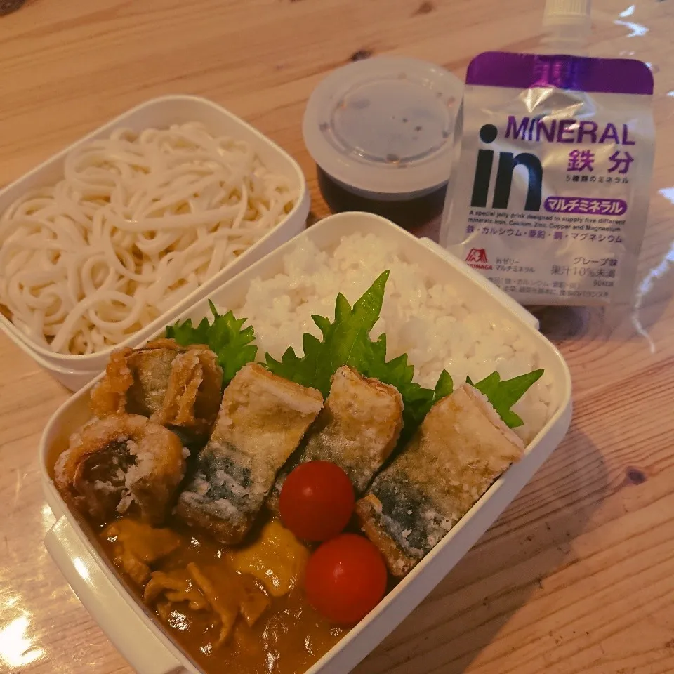 カレーライス🍛さば唐揚げのっけ弁当🍱|あずきラテさん