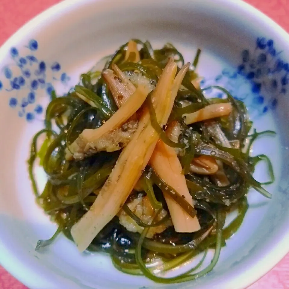 💡鉄分🔷漢方食材の金針菜ときり昆布のごま煮🔷|@きなこさん