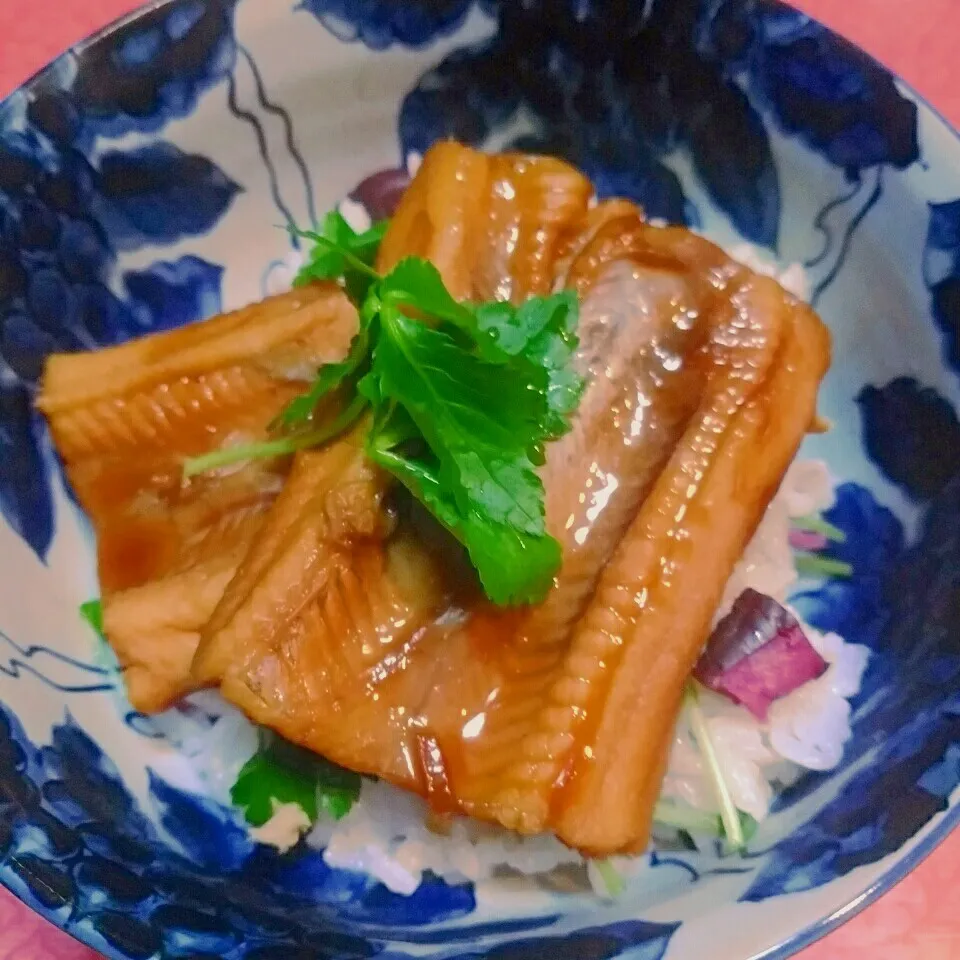 Snapdishの料理写真:📍自家製煮穴子丼|@きなこさん