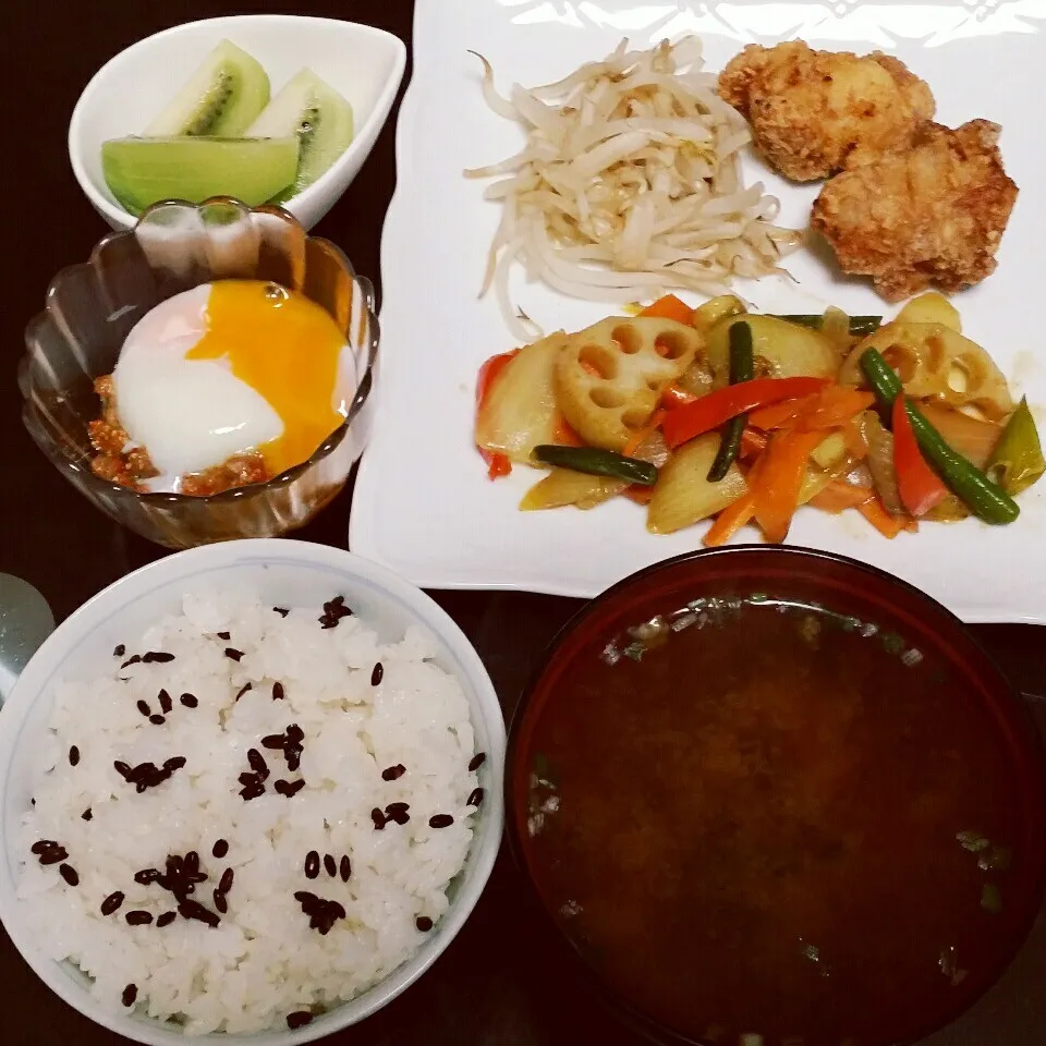 Snapdishの料理写真:野菜のカレー粉炒め|Yukiさん