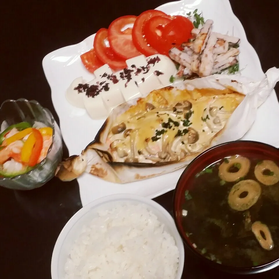 Snapdishの料理写真:鮭ときのこの味噌マヨ焼き|Yukiさん