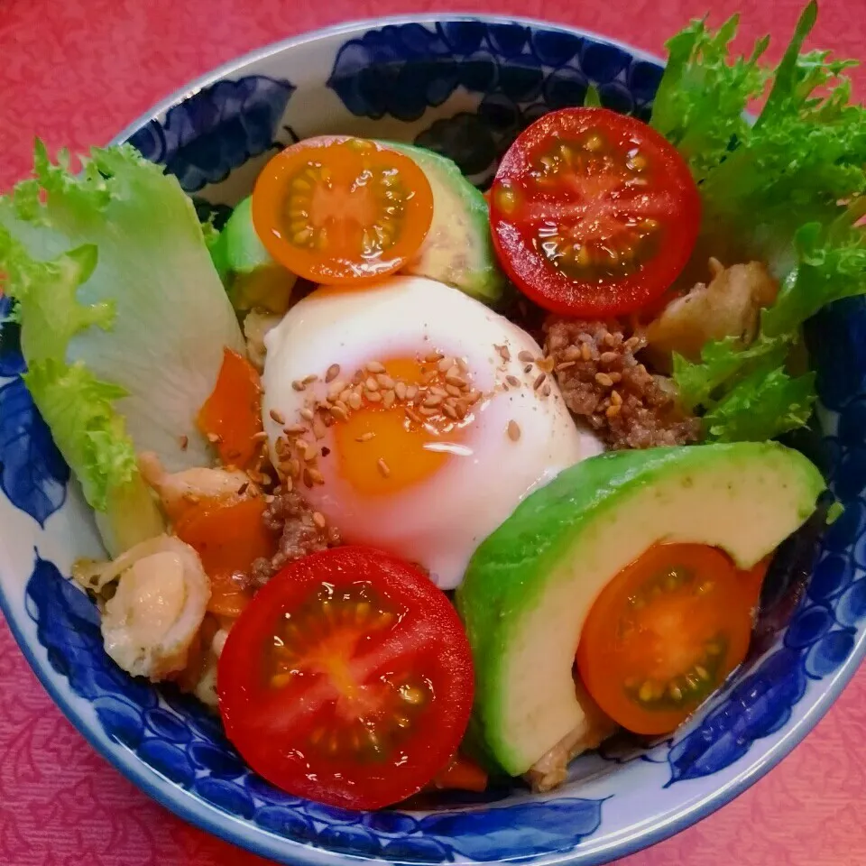 醤油麹肉そぼろで✨美肌温卵丼✨|@きなこさん