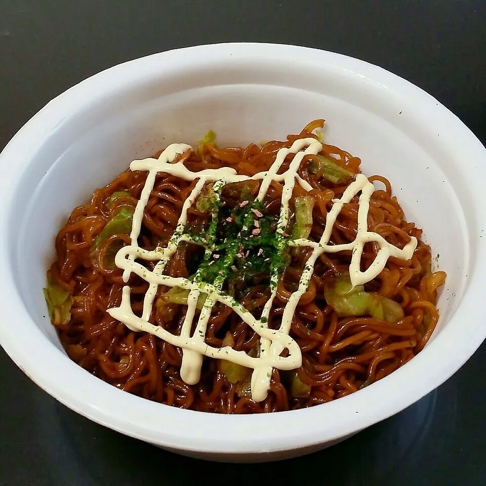 レンジでもちもち麺　インスタント焼きそば|Yukiさん