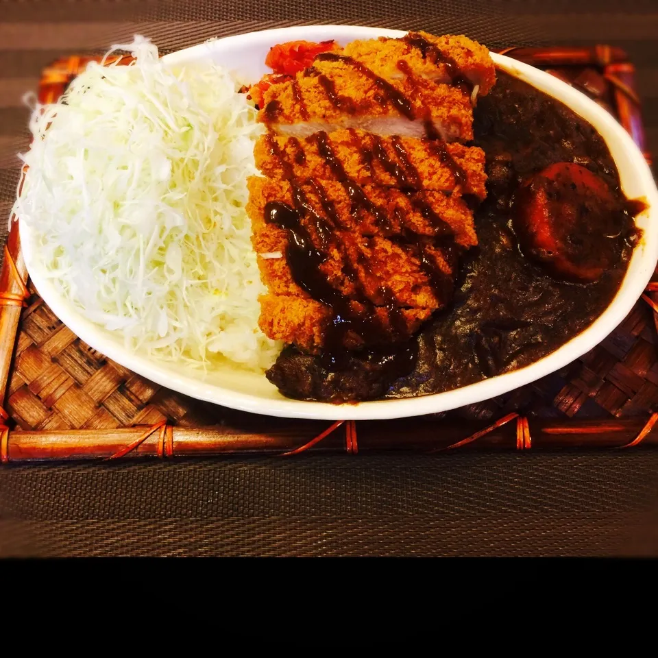 Snapdishの料理写真:ご当地飯5♪金沢ブラックカレー🍛|きょんさん