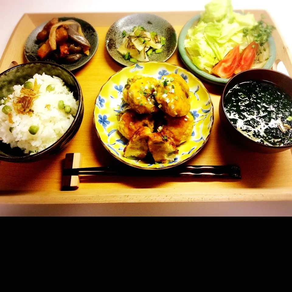 今日の夕飯〜春だんご〜（桜エビとそら豆の鶏団子）|きょんさん