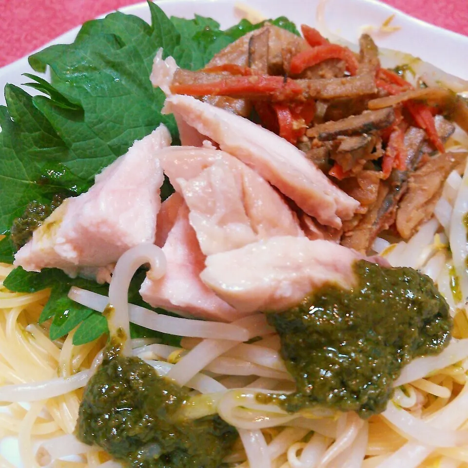 常備菜とレンチン塩鶏のパスタ|@きなこさん