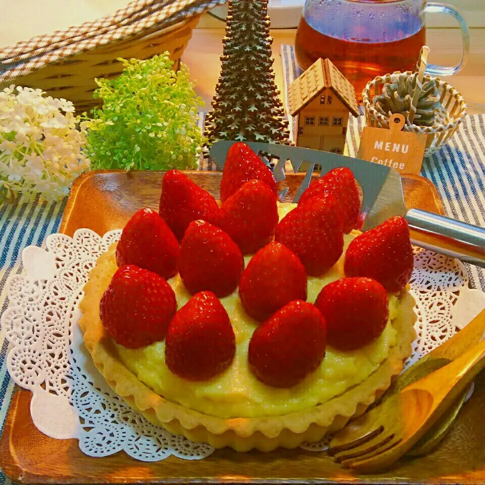 Snapdishの料理写真:いちごのタルト🍓➰🍓|モゥモゥパラダイスさん