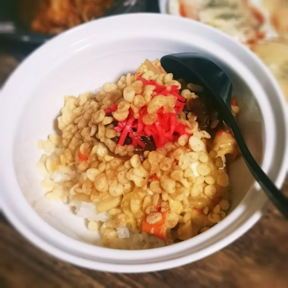 昨夜の夜ご飯🌃まねっこ、からビーさんのカニ玉天丼|こはくさん