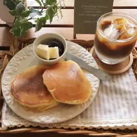 ＊カップヨーグルトでもっちりホットケーキ＊|sayakaさん