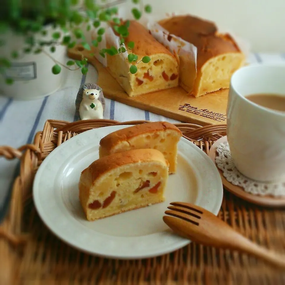 クリームチーズのパウンドケーキ・干しりんご&オレンジピール|sayakaさん