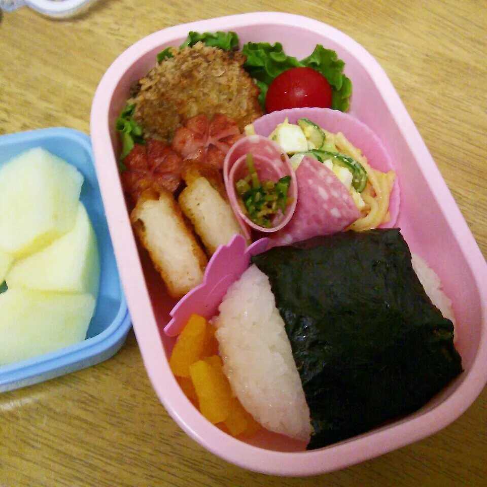 くまの沢庵入ってるよ弁当|かなさん