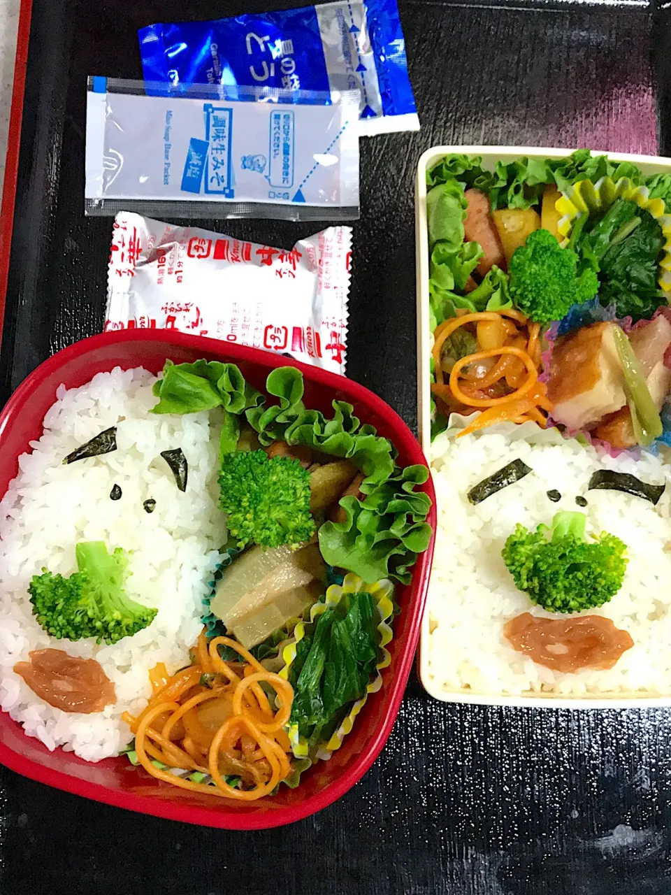 Snapdishの料理写真:お弁当〜〜🍱
旦那＆社会人2年目の次女🍱|まんぞーさん