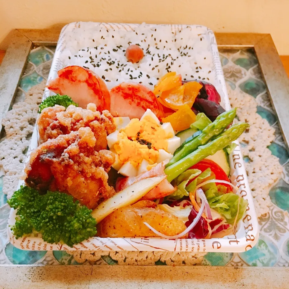 Snapdishの料理写真:唐揚げ弁当🍱|りこ2さん