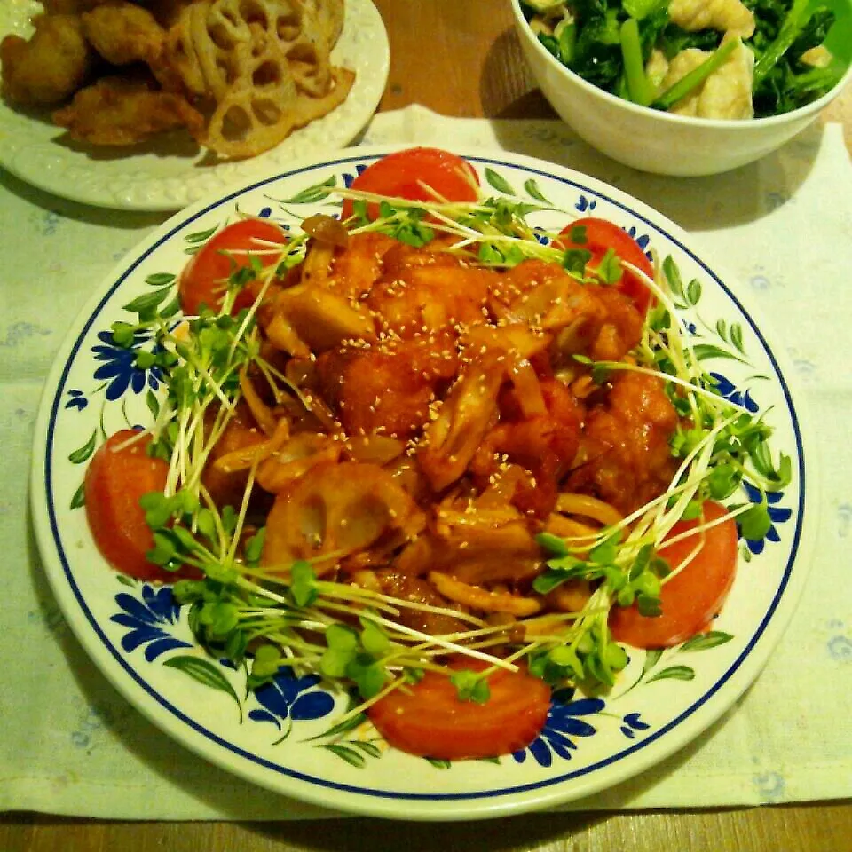 唐揚げとレンコンの麺つゆケチャップ炒め♪|sayakaさん