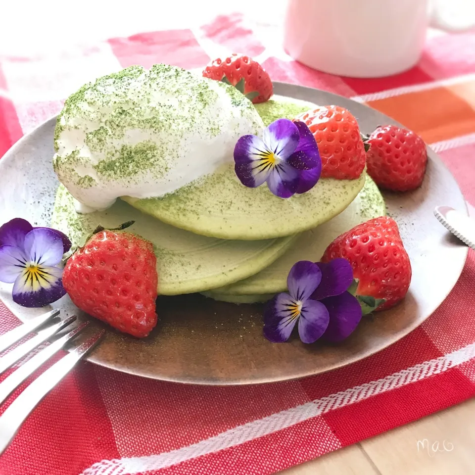 抹茶といちごのパンケーキ|まおさん