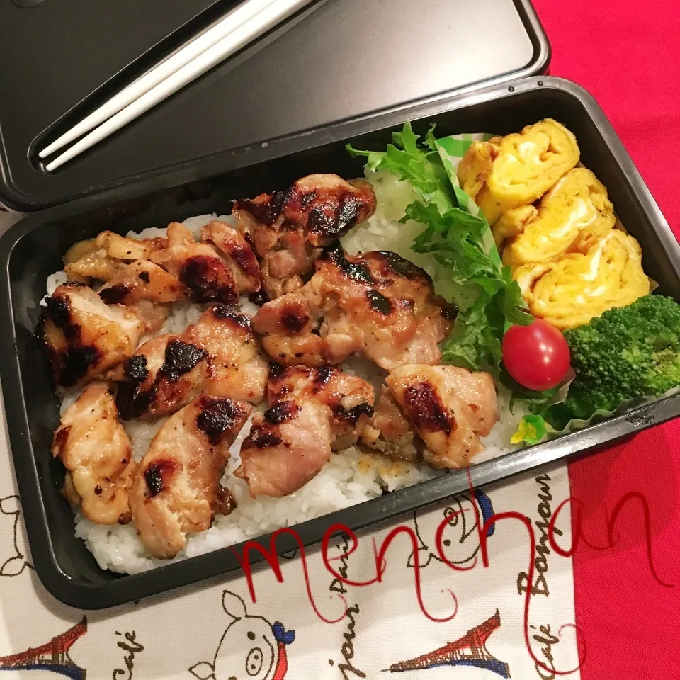 Snapdishの料理写真:ガッツリ焼き鳥弁当♡|めんちゃんさん