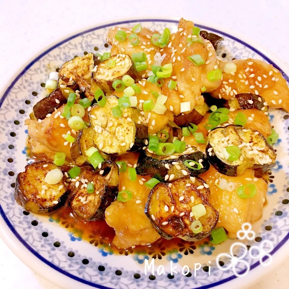 茄子と鶏肉の照り焼き (^-^)♡|まこぴ～♪さん