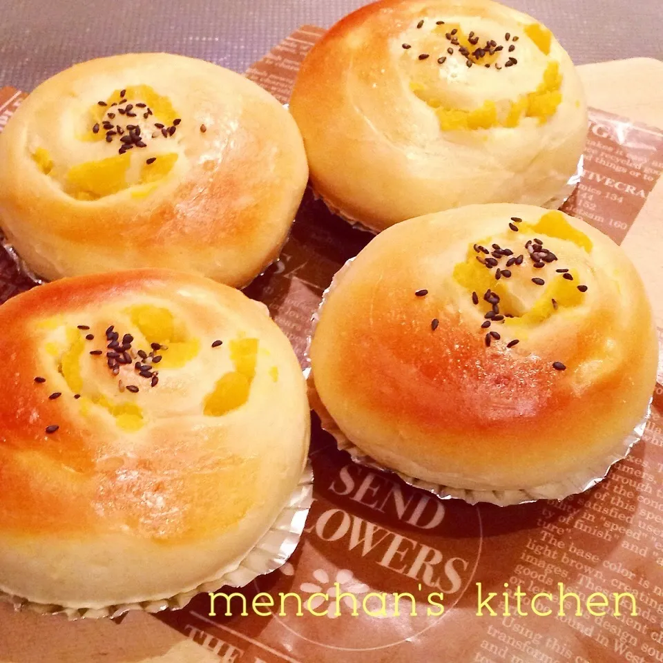 黒糖安納芋ロールパン♡|めんちゃんさん