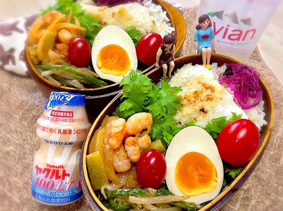 Snapdishの料理写真:発芽玄米雑穀ごはん🍚&クロソイのムニエル&エビ🦐とブロッコリー🥦茎・玉ねぎのオーロラ炒め&味玉&ピーマンともやしのエゴマ和え&しばわかめ&わさび菜&プチトマト🍅の夫婦お弁当♪

 #弁当  #フチ子 #吉田くんハムおめでとう#ハム入ってないけど|桃実さん