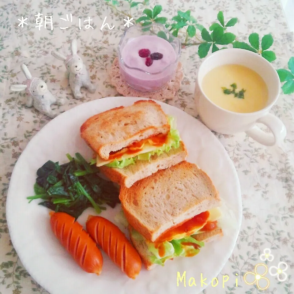 Snapdishの料理写真:朝ごはん(*´˘`*)♡|まこぴ～♪さん