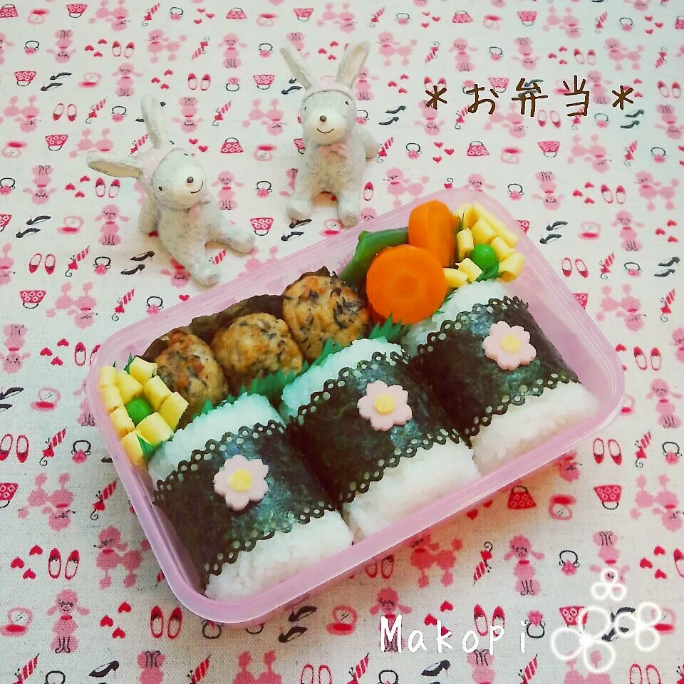 お弁当(*´˘`*)♡|まこぴ～♪さん