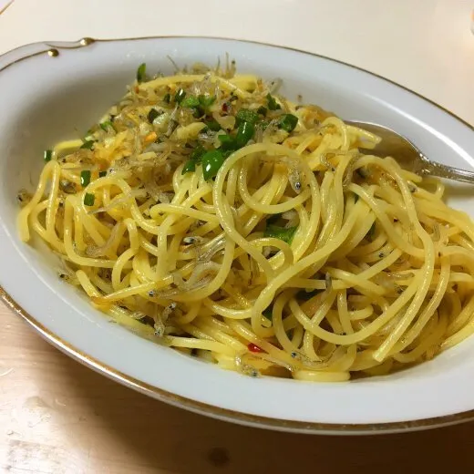 Snapdishの料理写真:お昼ごはん😋|ぴょん吉さん