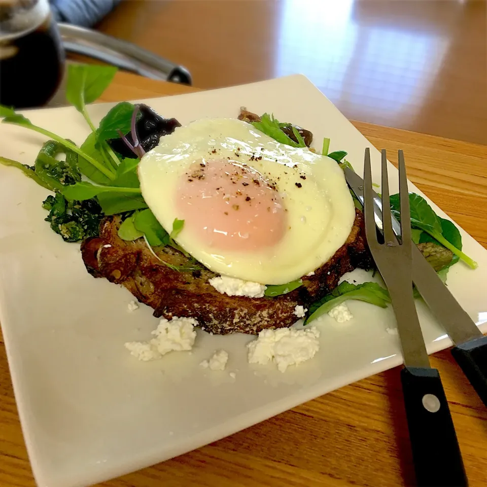 おはようございます☀ オープンサンド      早朝ラン後の朝ごはんは美味しい😋|Kiyomiさん