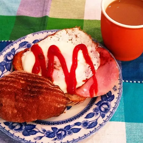 ハムエッグトーストde朝食(^▽^;)|めんちゃんさん