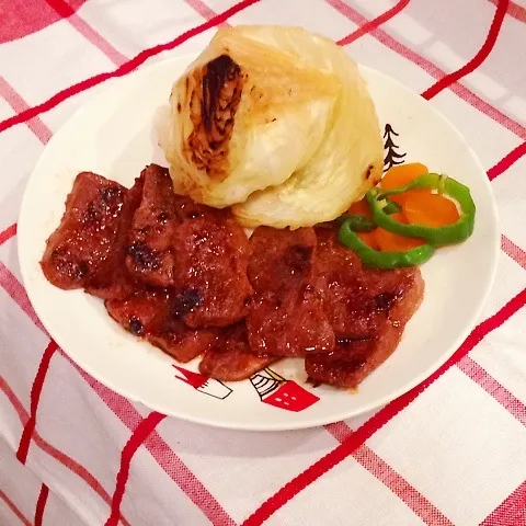 丸ごとキャベツと焼き肉v(^-^)v|めんちゃんさん