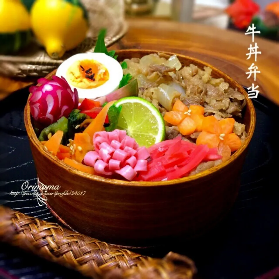 飛び石連休中日のがっつり牛丼弁当♬|chouchouさん